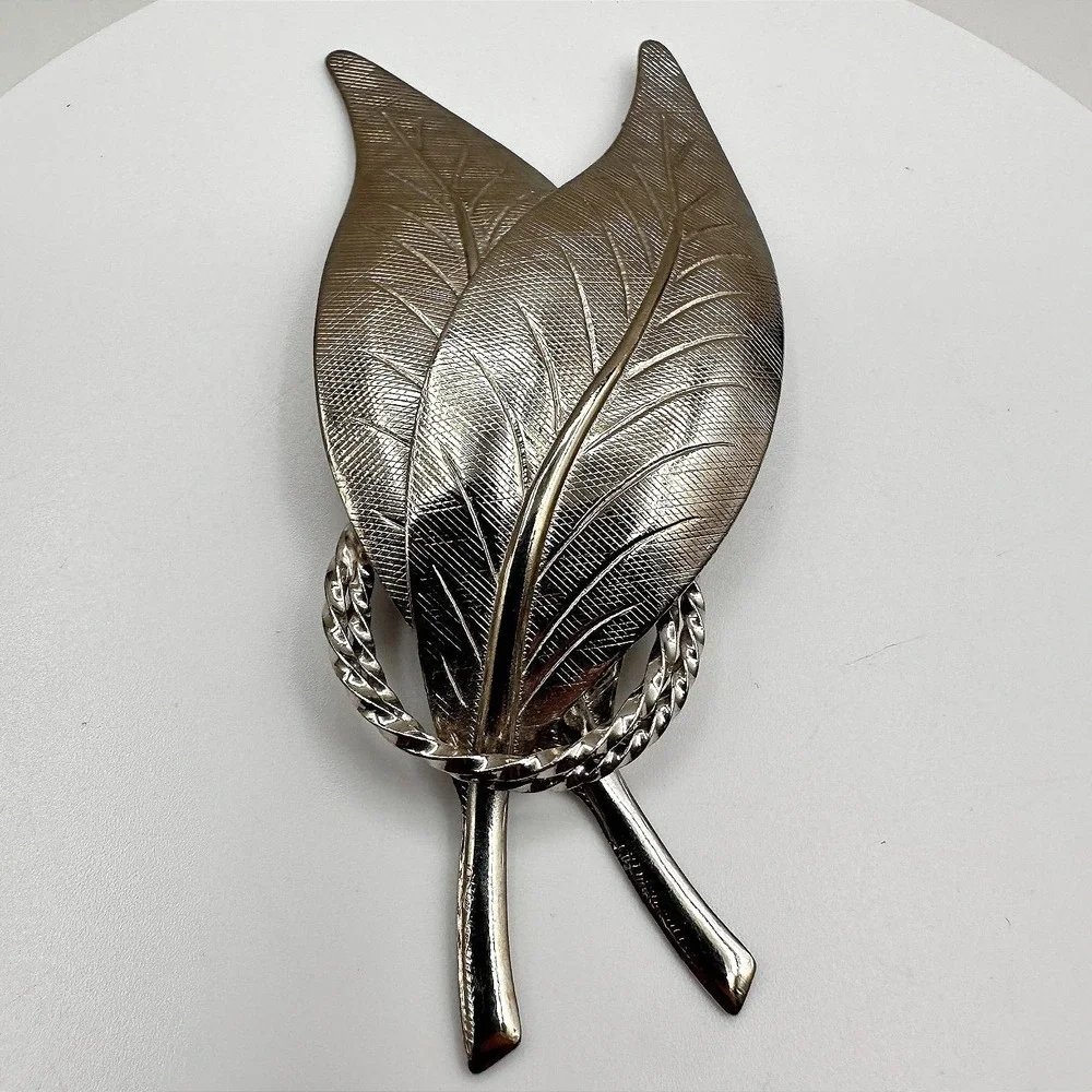 Vintage 80s‎ Silver Tone Textured Double Leaf Brooch Pin Women's Classic Jewelry